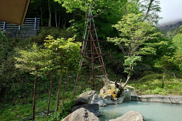 女湯露天風呂の櫓