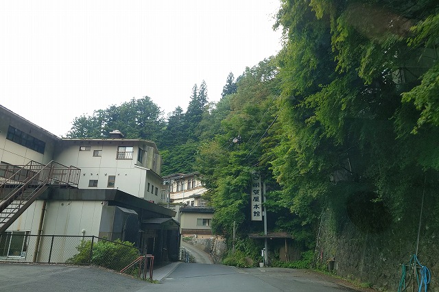 明賀屋本館の外観