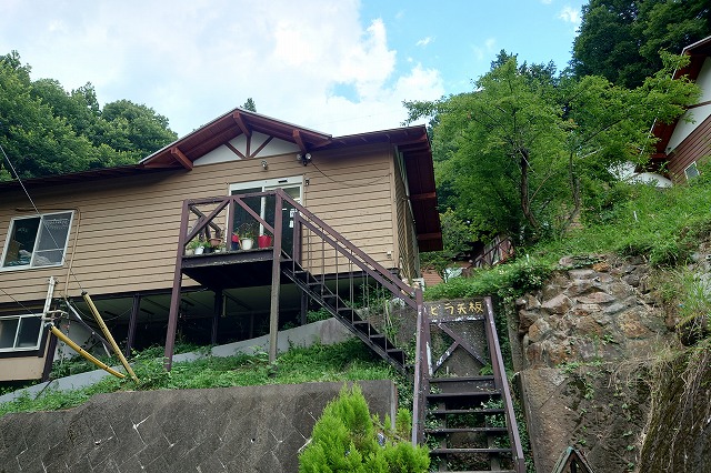 ビラ矢板の受付棟