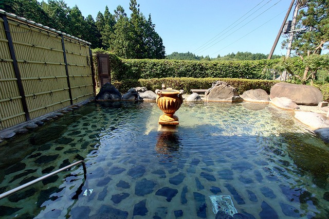 女湯露天風呂の湯口