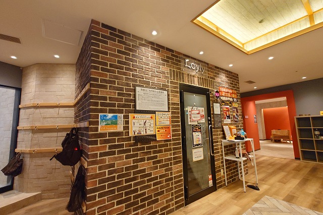 岩盤浴ラウンジ