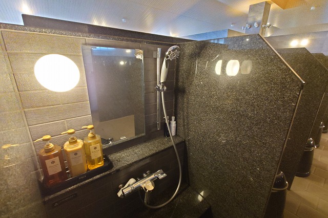 女湯洗い場