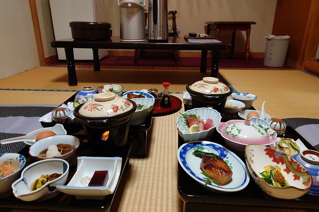 村井六助旅館の夕食