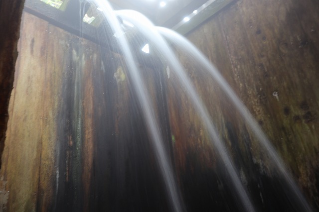 湯滝のお湯