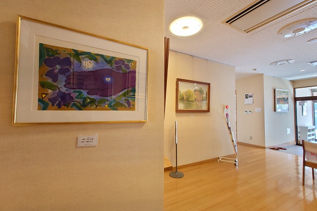 館内の絵画