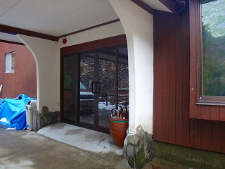 霧島新燃荘の玄関