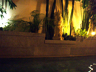 稲佐山温泉ホテルアマンディのガネーシャがいる方の露天風呂