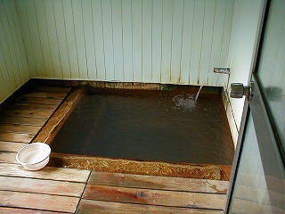 湯段温泉静明館のお風呂